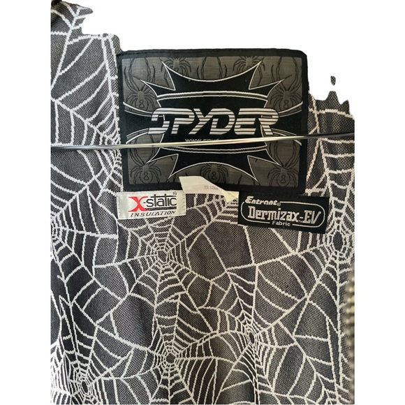 Spyder outdoor winter vest size L in EUC - Picture 6 of 6